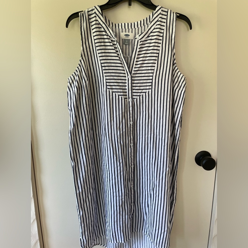 White and navy stripped, wide strap tank linen dress.